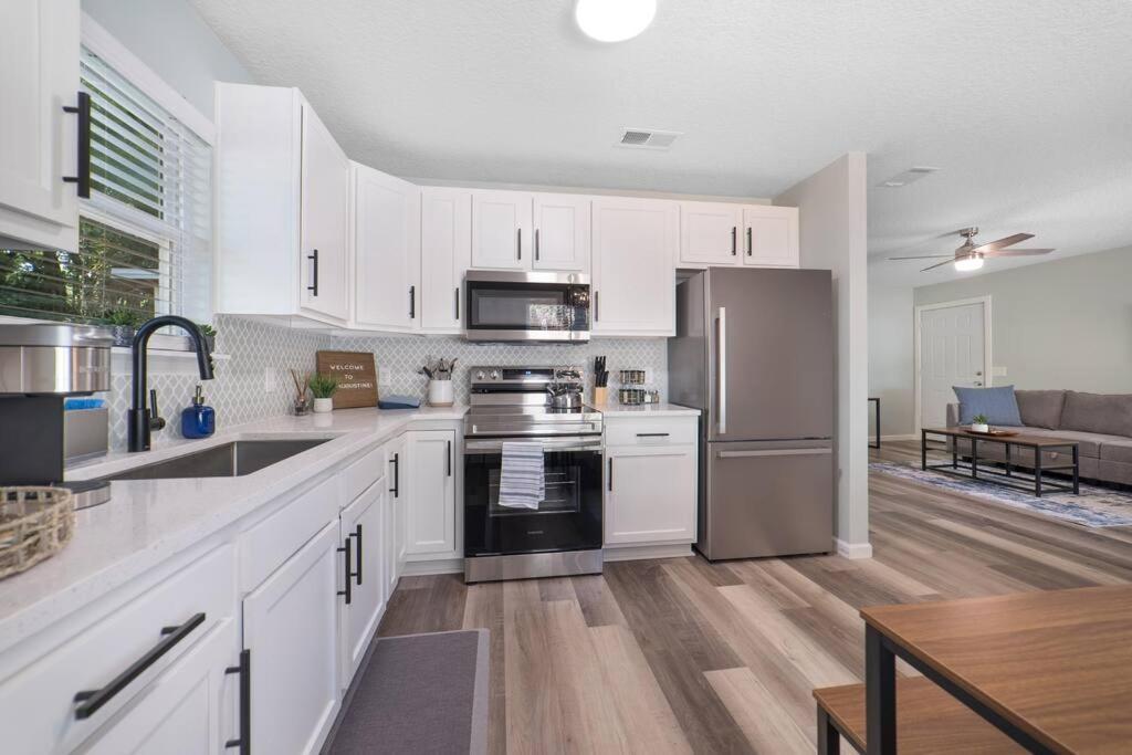New Modern Bungalow Close To Downtown! Fully Fenced Yard St. Augustine Kültér fotó