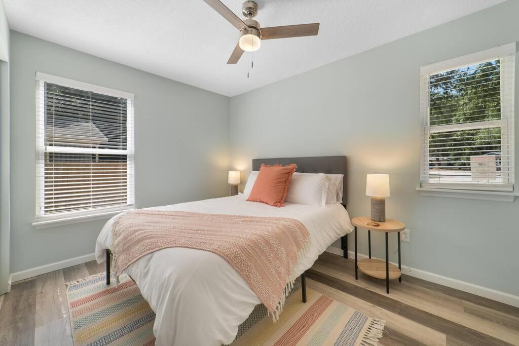 New Modern Bungalow Close To Downtown! Fully Fenced Yard St. Augustine Kültér fotó